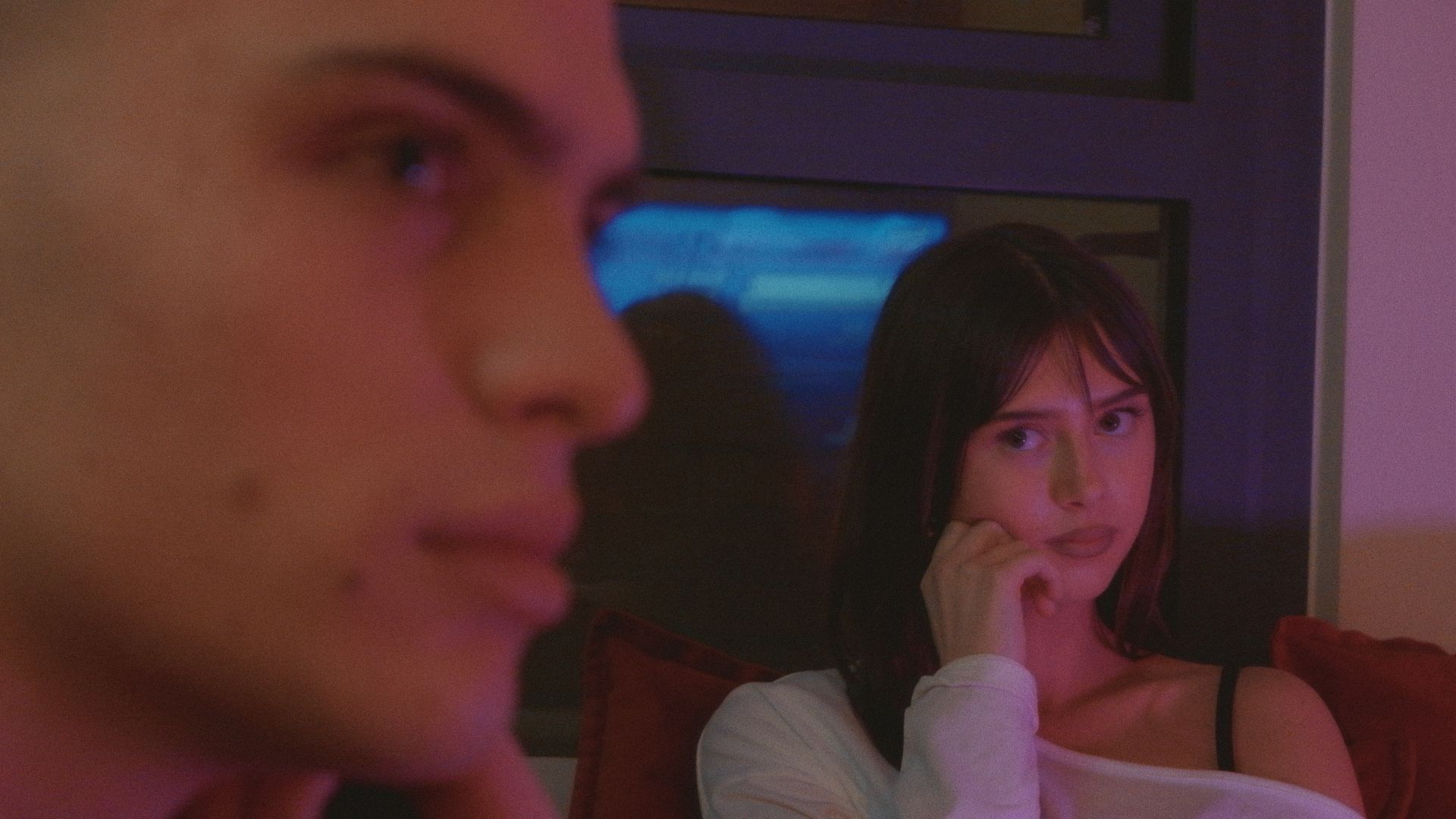 A held glance